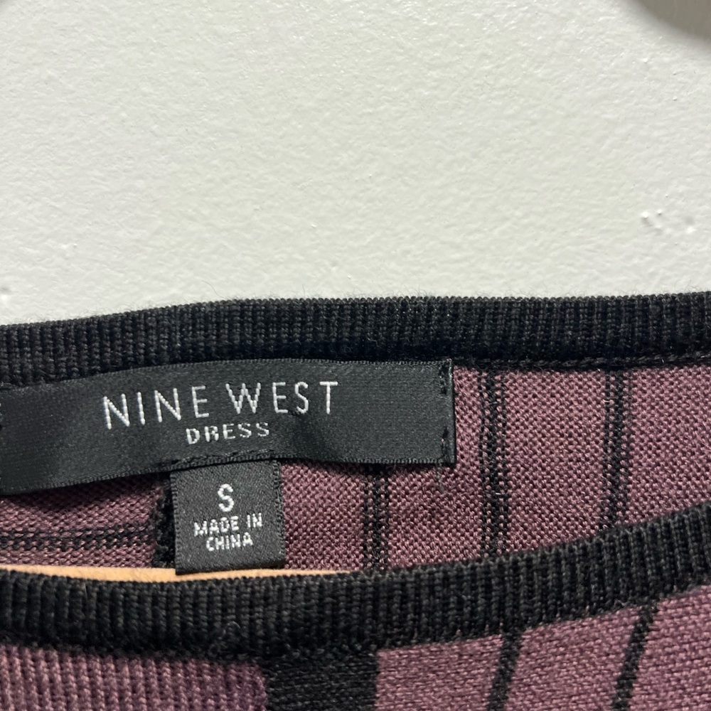 Nine West Women’s Size Small Purple and Black Striped Knit Dress - Picture 4 of 7